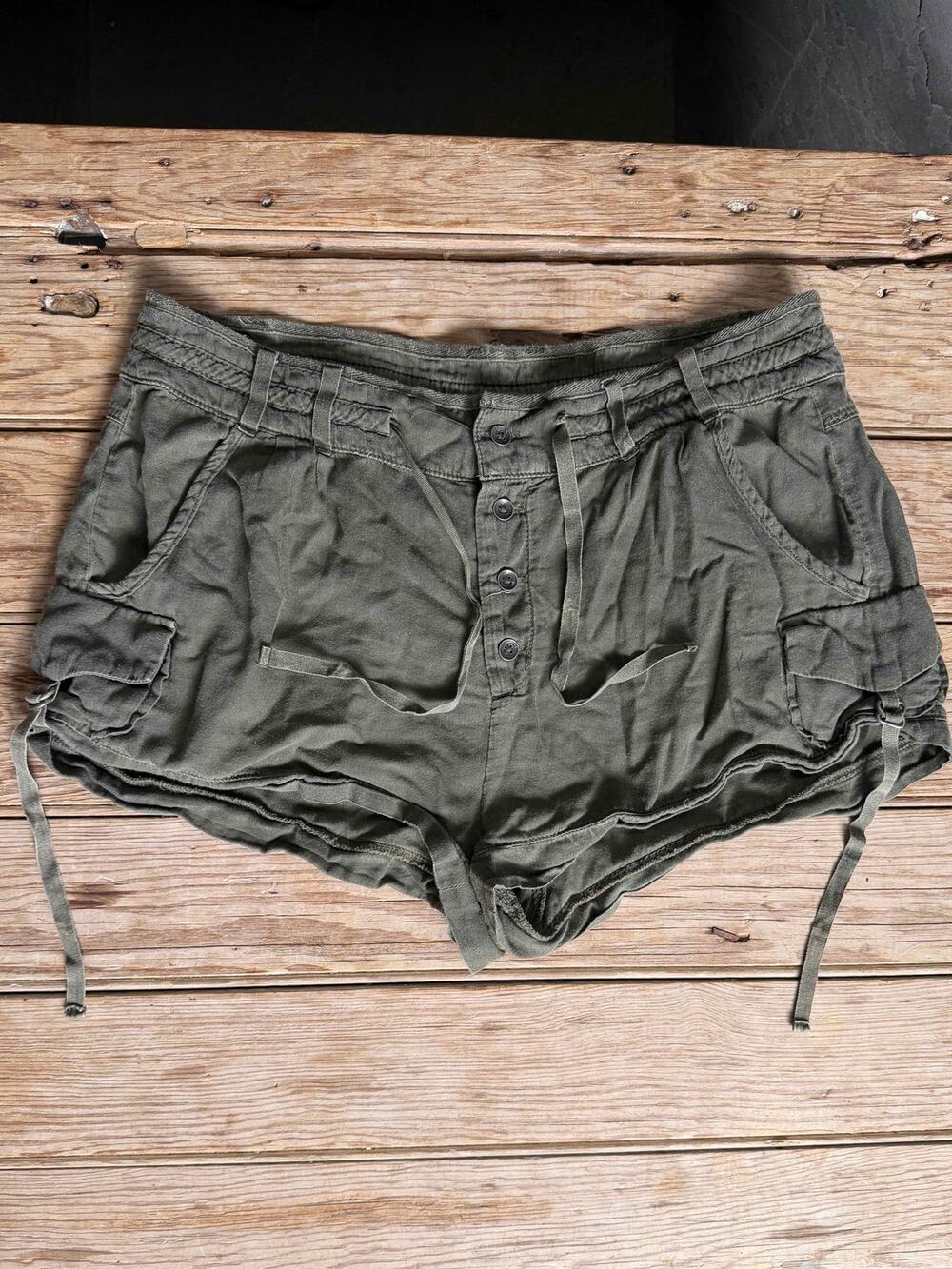 Free People Olive Green Melvin Cotton Cargo Shorts Size 10